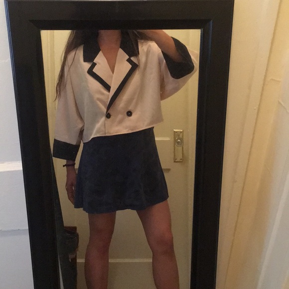 Kimono Inspired Crop Blazer - Picture 7 of 7